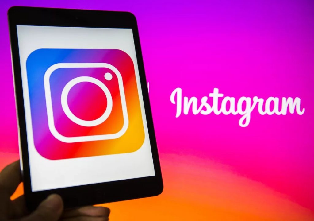 Hack an Instagram